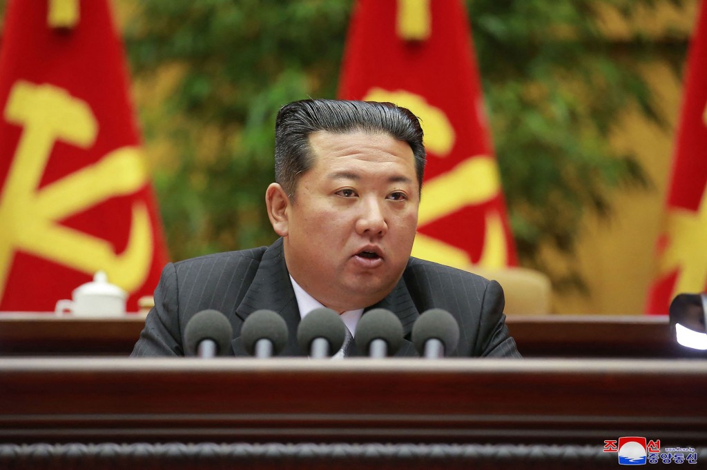 Der nordkoreanische Führer Kim Jong Un spricht auf der zweiten Konferenz der Sekretäre der vorläufigen Ausschüsse der Arbeiterpartei Koreas (WPK) in Pjöngjang.