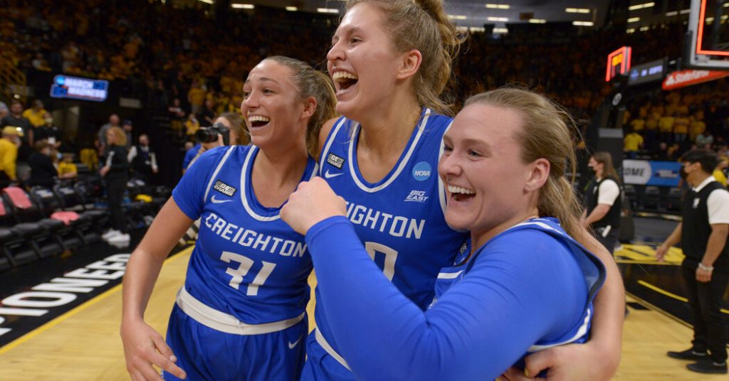 NCAA Women's Championship: Creighton schlägt Iowa State und erreicht den 16. Platz