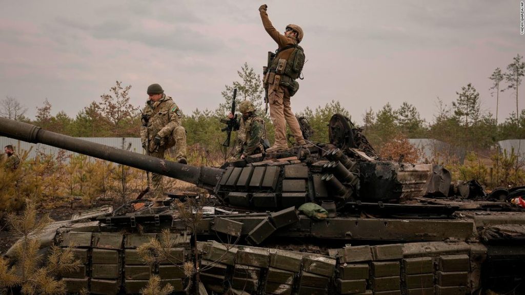 Ukrainische Beamte sagen, humanitäre Konvois seien von russischen Streitkräften gestoppt und überfallen worden.  Hier ist, was wir wissen