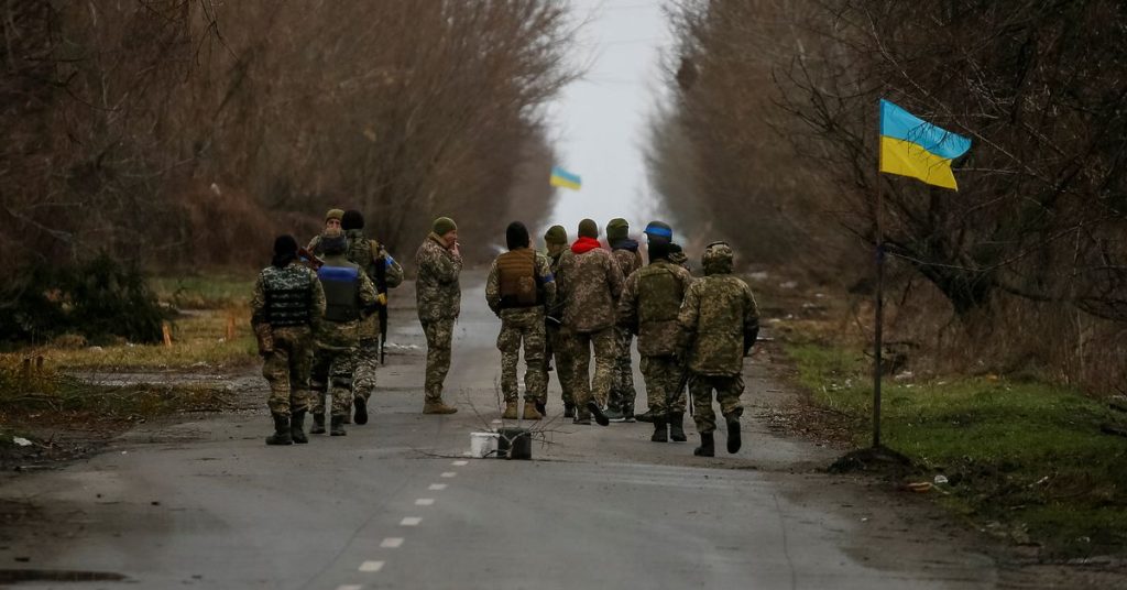 Ukrainer finden tote Zivilisten in Städten, die den russischen Streitkräften entrissen wurden