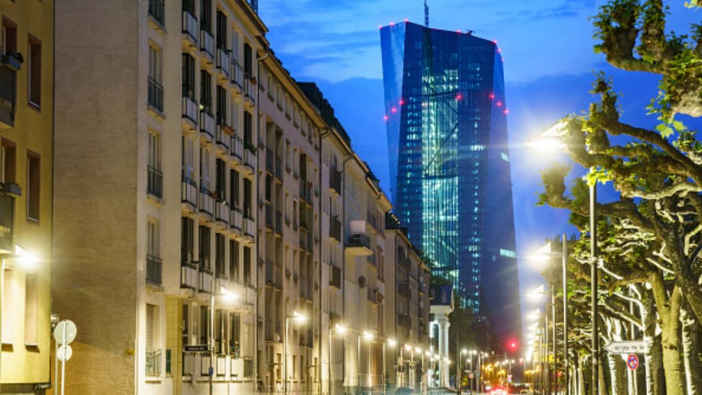 Mitglied der Europäischen Zentralbank drängt auf schnelles Handeln, um die Zinsen zu erhöhen