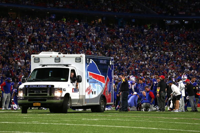 Dane Jackson: Buffalo Bills dominieren die Tennessee Titans 41-7, wurden aber mit einer unheimlich aussehenden Verletzung ins Krankenhaus eingeliefert