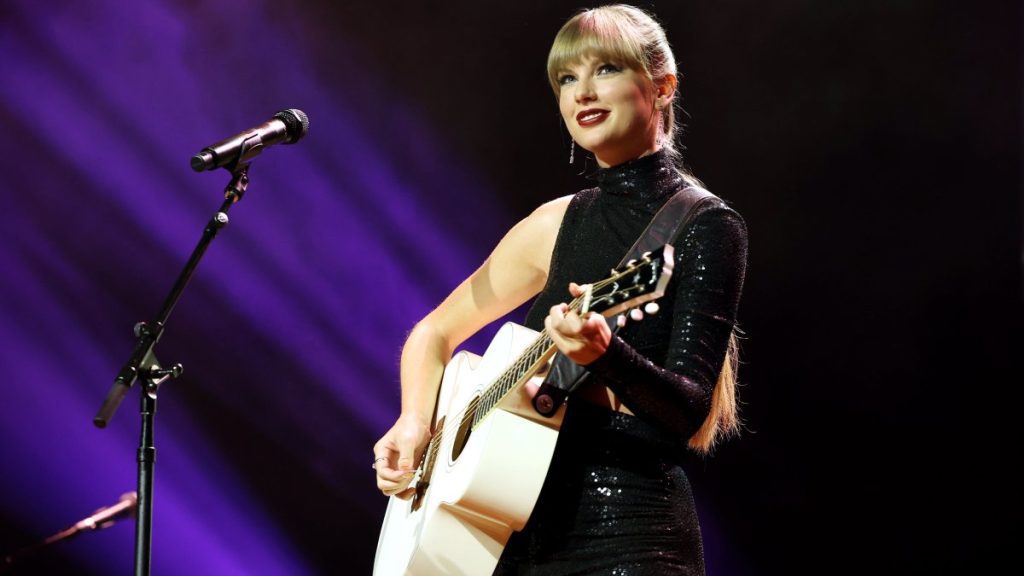 Inmitten von Berichten über Probleme im Vorfeld des Vorverkaufs von Taylor Swift, Ticketmaster Release Statement – ​​NBC Chicago